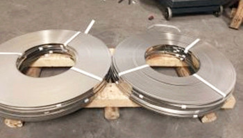 怎么避免316L不銹鋼帶表面的刮痕？